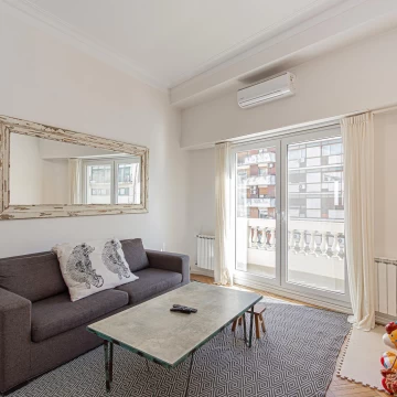 Venta Departamento 3 ambientes con balcón en Recoleta