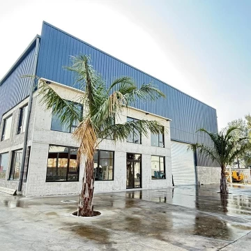 Excelente Nave Industrial en VENTA 2600 mts cubiertos