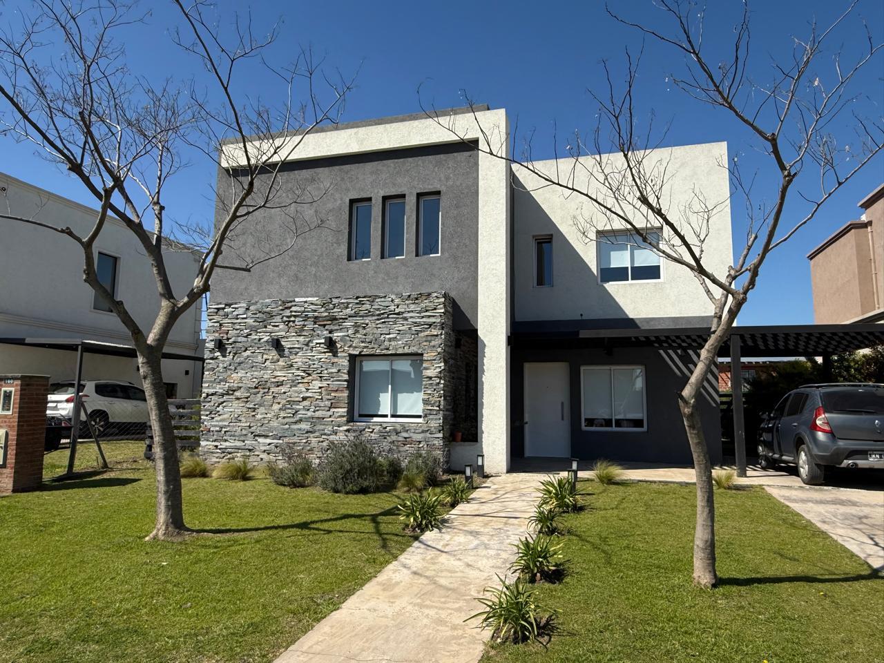Casa en Venta 5 dormitorios Santa Emilia Pilar del Este - 4