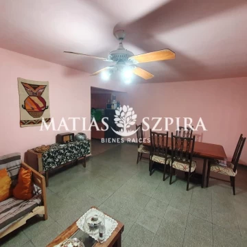 Casa en venta Villa Tesei 4 ambientes