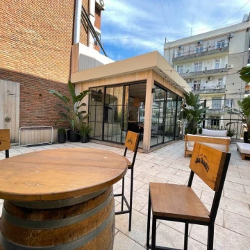 Departamento con terraza en venta en Recoleta - 5 ambientes
