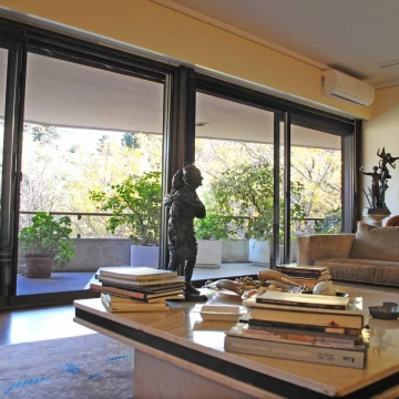 Aguado y Castilla – Palermo Chico – TERRAZA Y PILETA PROPIAS – 2 COCHERAS -