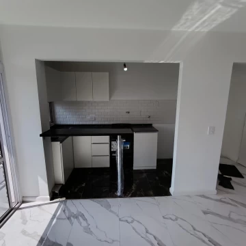 1758054435.jpg