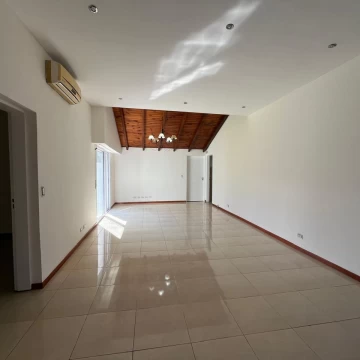 1758057156.jpg