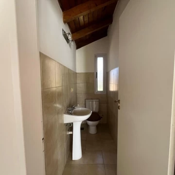 1758057158.jpg