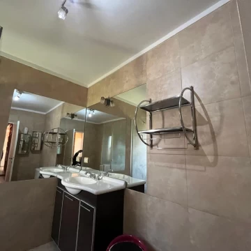1758057163.jpg