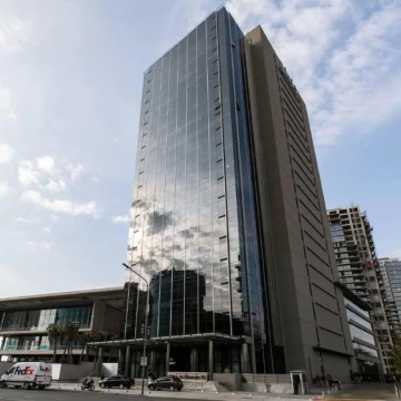 Alquiler Oficina AAA Complejo Al Rio - Torre Alrío, Vicente López - Vista al rio, Planta Libre