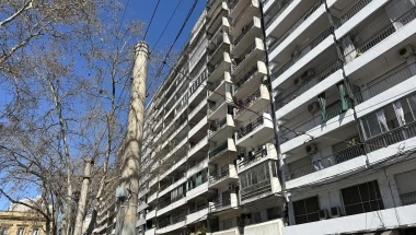 Cochera en venta, centro, rosario, comoda !
