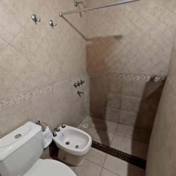1758204759.jpg