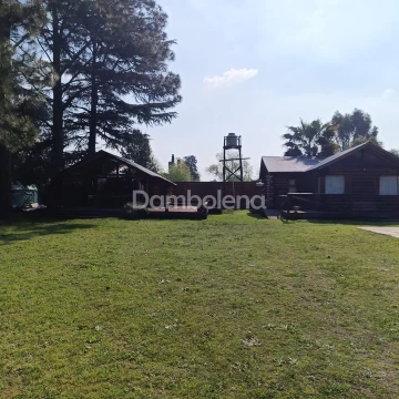 Casa Quinta  en Venta en Francisco Álvarez, Moreno