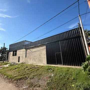 Galpón en alquiler de 375m2 ubicado en Puerto General San Martín