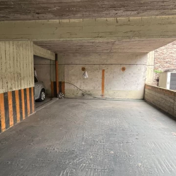 Cochera en venta- Maipú 1150
