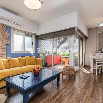 Venta departamento 2 ambientes con balcon y cochera en Villa Sarmiento.