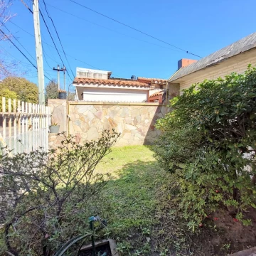 1758312838.jpg