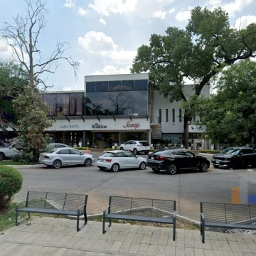 Local EN RENTA en Calzada del Valle y Calzada San Pedro