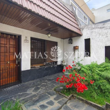 Venta de Casa 3 ambientes en San Justo