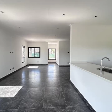 Casa a estrenar en  Barrio Privado San Pablo en una sola planta