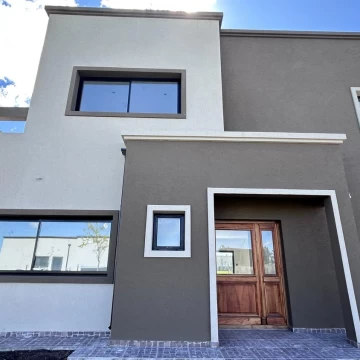 Casa a estrenar en  San Pablo