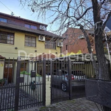 Casa Dúplex  en Venta en Boulogne, San Isidro