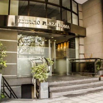 Oficina en venta – Av. Alem al 500, Microcentro. Frente a plaza Roma