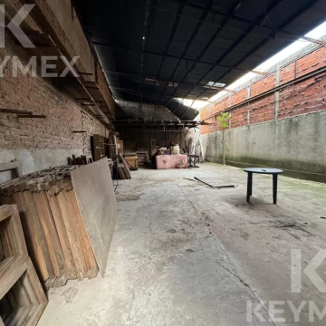 LOTE EN VENTA LA PLATA U/C2b Sup.300m2