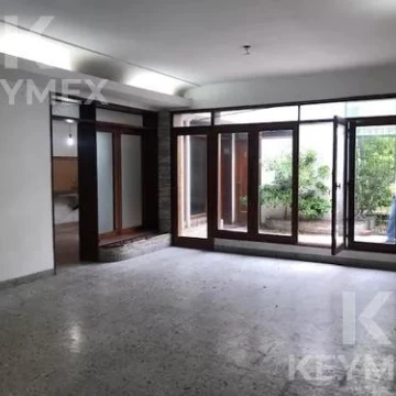 Casa de 5 ambientes a la venta - Ideal inversores
