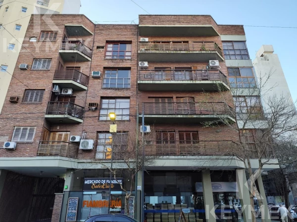 VENTA DEPARTAMENTO DE DOS DORMITORIOS EN 11 ENTRE 44 Y 45 CON COCHERA - LA PLATA