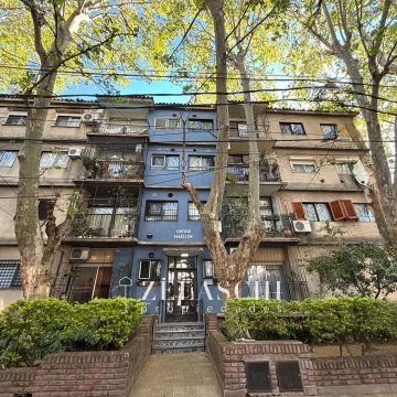 Venta: Departamento 3 ambientes sobre calle Margaritas, Ciudad Jardín 