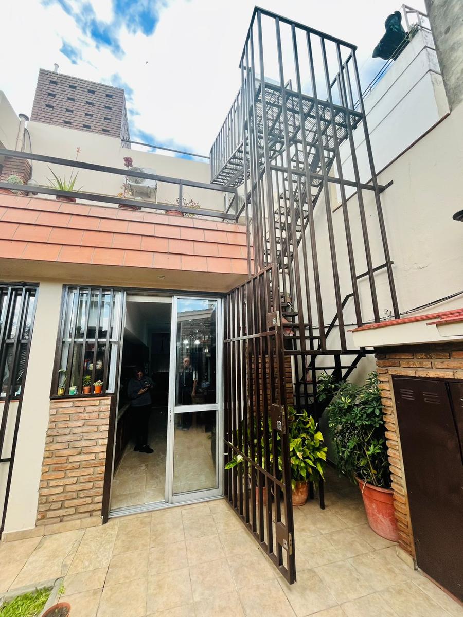 escalera a terraza