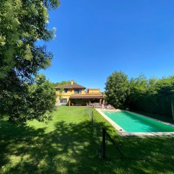 Casa - Alquiler de verano- 1ra y 2da de enero-Bella Vista