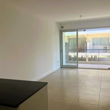 Venta | Departamento de 3 ambientes con balcón y cochera | Tigre Park