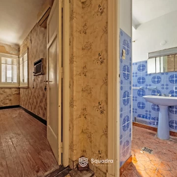 1759504371.jpg