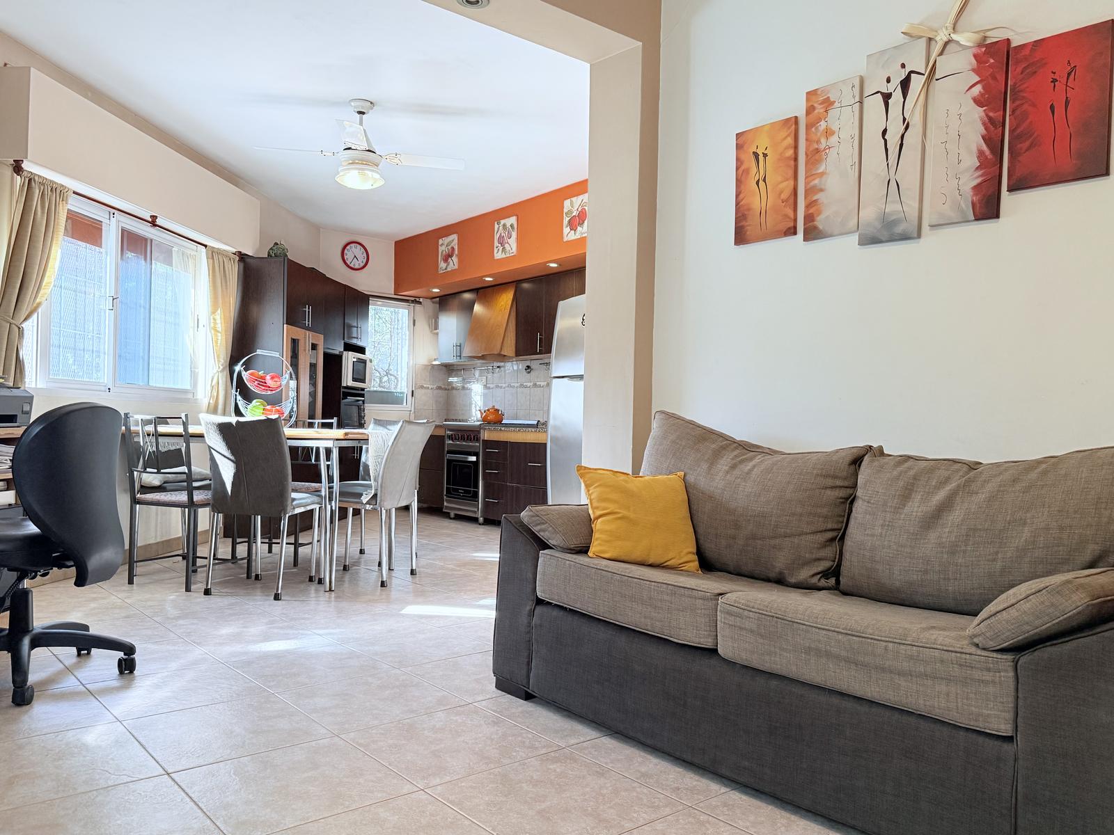 CASA EN VENTA EN VILLA URQUIZA 5 AMBIENTES CON TERRAZA Y COCHERA - PERMUTA - 3