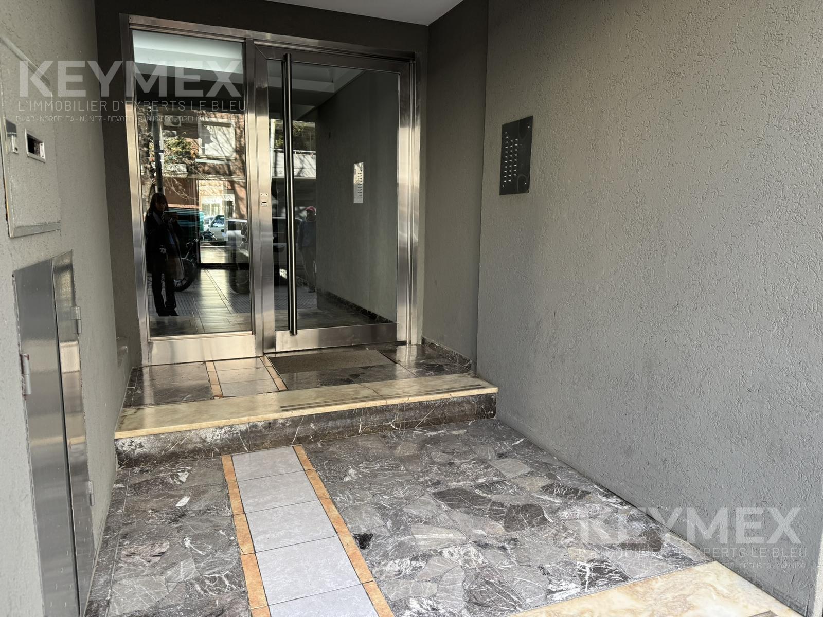 Hall Entrada