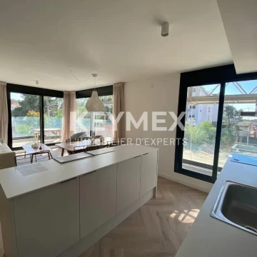 Venta Apartamento 2 dormitorios Frente al mar con parrillero en Barra de Carrasco
