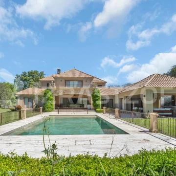 Casa en San Jorge Village Estilo  villa italiana de altísima calidad