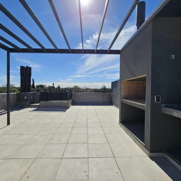 Alquiler Funes Departamento 1 dormitorio Barrio Cerrado 8 Sauces Cochera Terraza con Parrillero