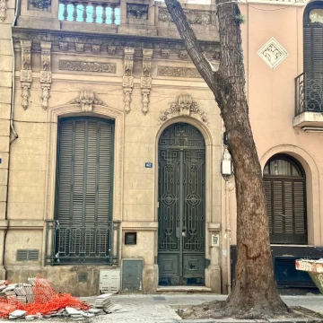 Venta Casa 3 dormitorios PH antigua Funcional Rosario Ideal uso comercial profesional instituciones