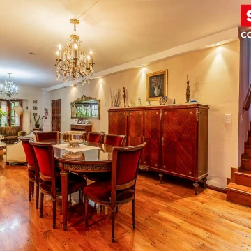 Casa 5 ambientes con terraza y quincho en Venta - Balvanera
