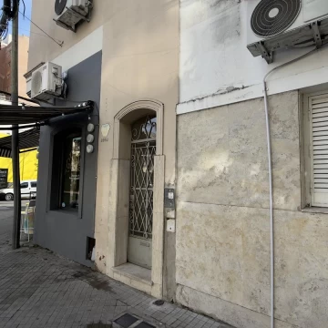 Casa planta alta Esquina