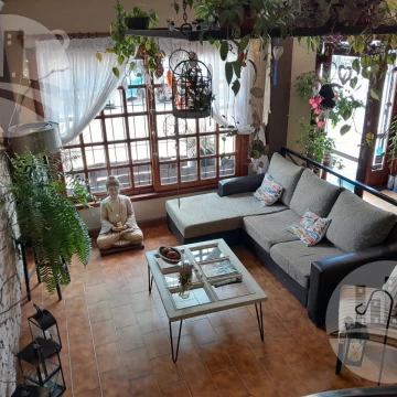 Hotel 19 hab. 2*