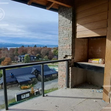 Departamento en venta  de 3 ambientes en Barrancas de Melipal Bariloche