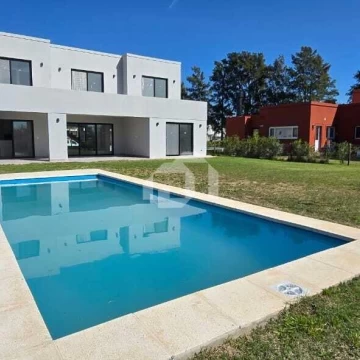Casa  en Venta en Altos de Campo Grande, Pilar, G.B.A. Zona Norte