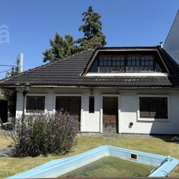 Casa en Venta en José León Suarez - Chalet en Lote de 291 m2