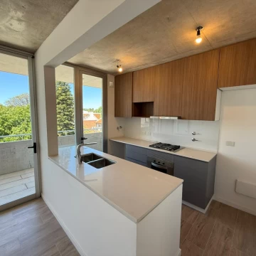 Departamento de 3 ambientes con cochera en venta- Florida, Vicente Lopez