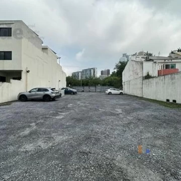 Terreno en Venta en Lázaro Cárdenas en San Pedro Garza García.