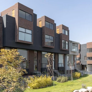 CASA TIPO TOWNHOUSE EN VENTA EN SANTUARIO MAYA, ZONA RECTA A CHOLULA