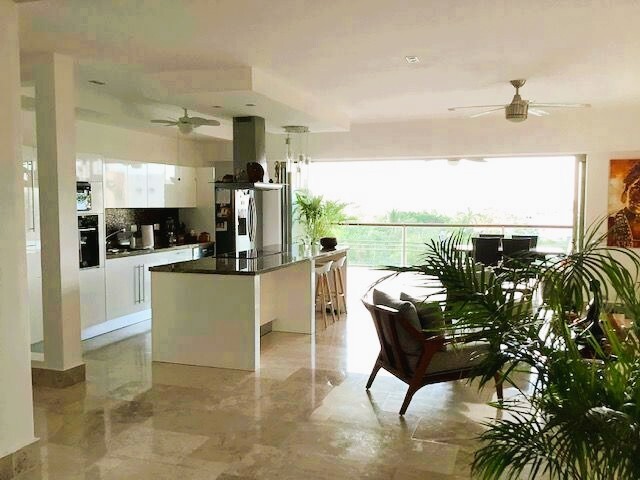 COCINA CON ISLA
