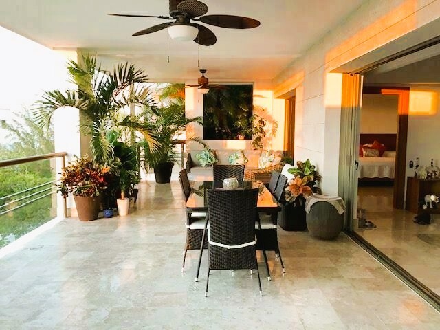 PENTHOUSE AMUEBLADO LA AMADA