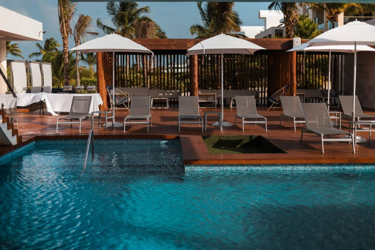 ALBERCAS LA AMADA RESIDENCE